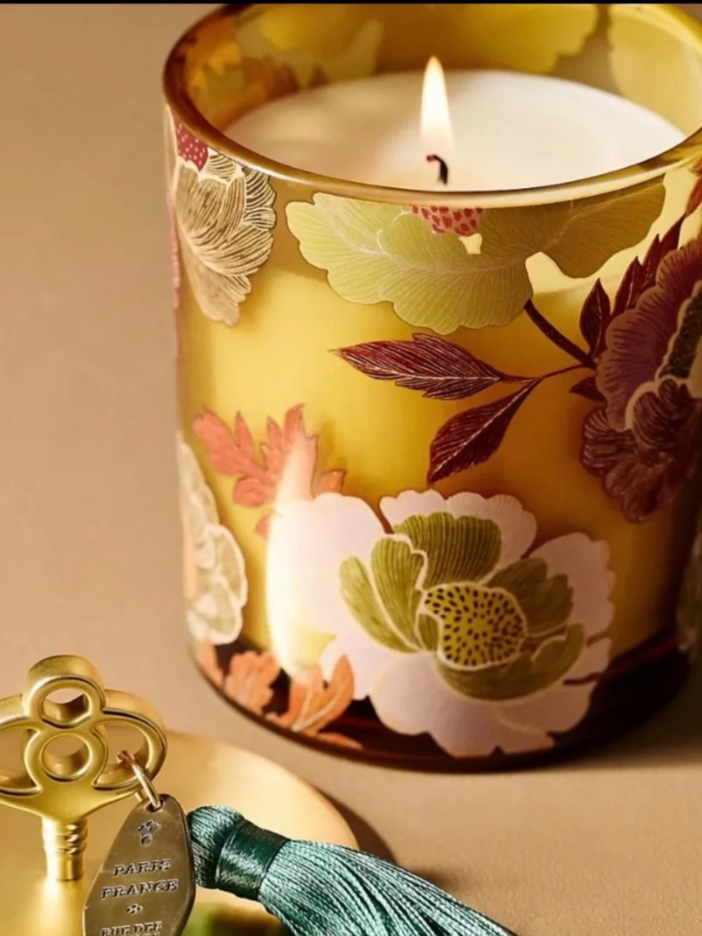 ✨🆕 NIB Anthropologie Amelie Fruity Honeycrisp Oakwood Lidded Glass Candle